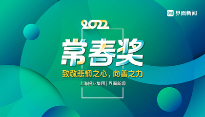 谁家小狗这么粘民警啊?原来是警犬小米,巡逻时一步一贴贴
